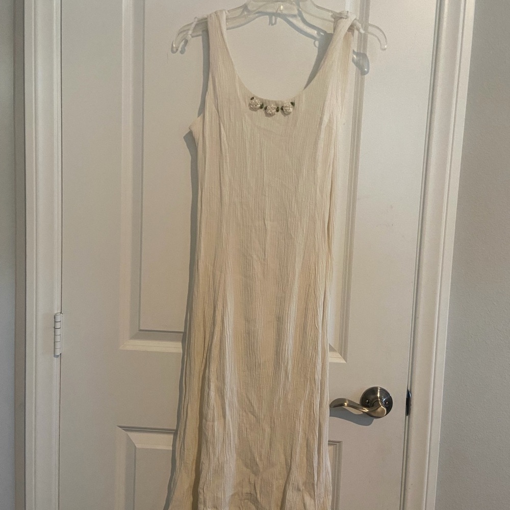 Sleeveless Cream Dress with floral Embellished Neckline